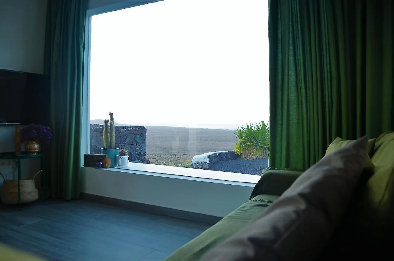 El Refugio Apartment Famara Spain