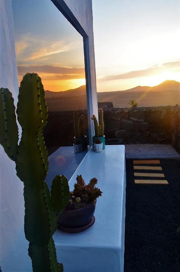 El Refugio Apartment Famara